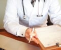 健康診断と人間ドックの違いとは？種類ごとの特徴と主な検査項目を解説